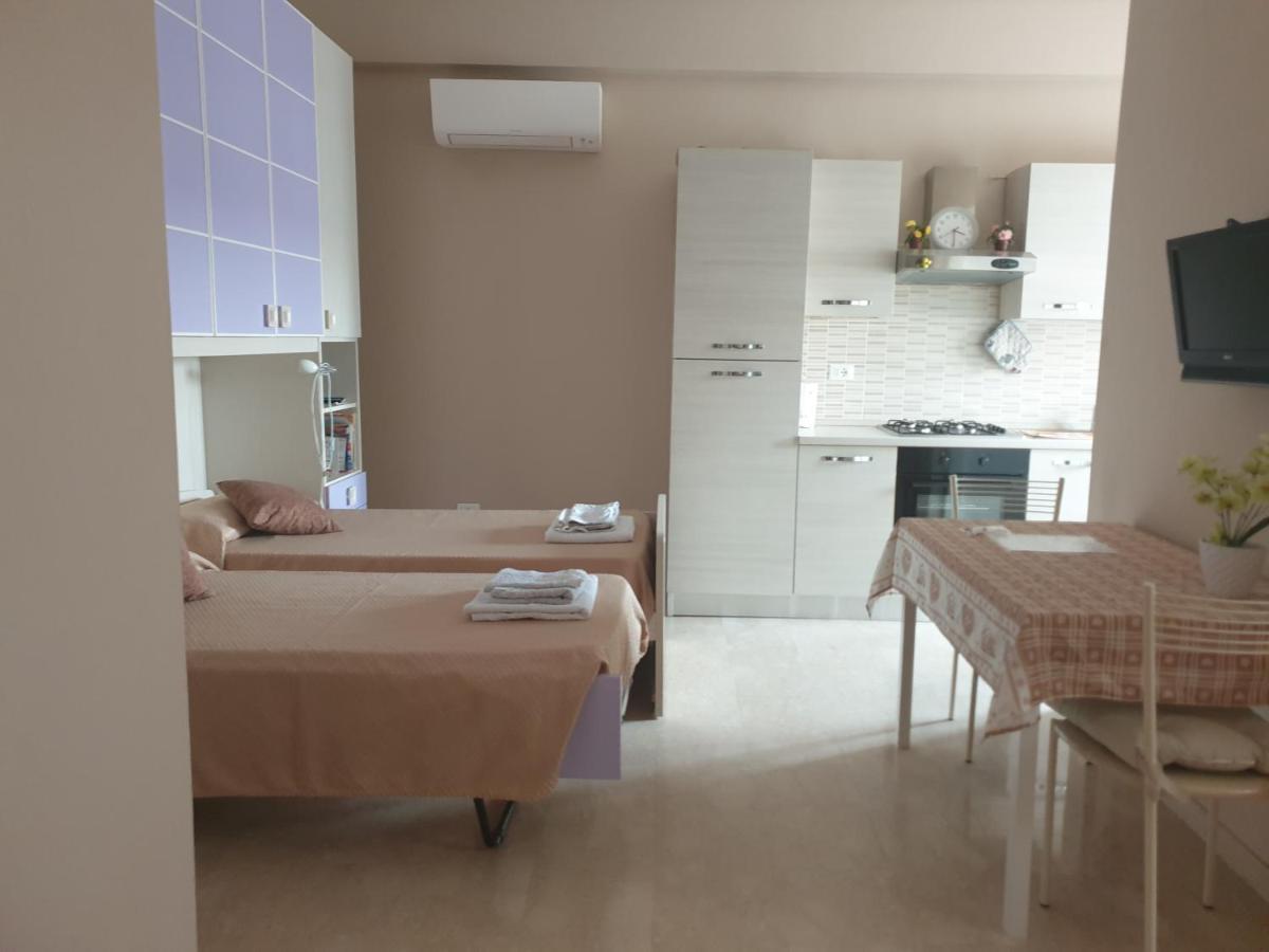 A "Casa Inn-Centro" Monolocale Катанія Екстер'єр фото