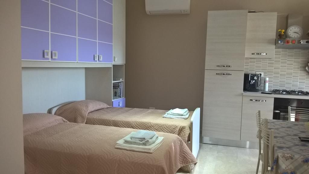 A "Casa Inn-Centro" Monolocale Катанія Екстер'єр фото